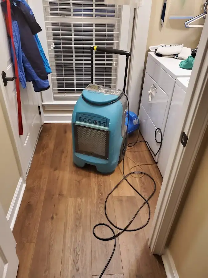 Commercial dehumidifier deployed for Crawl Space Restoration in Allen Park